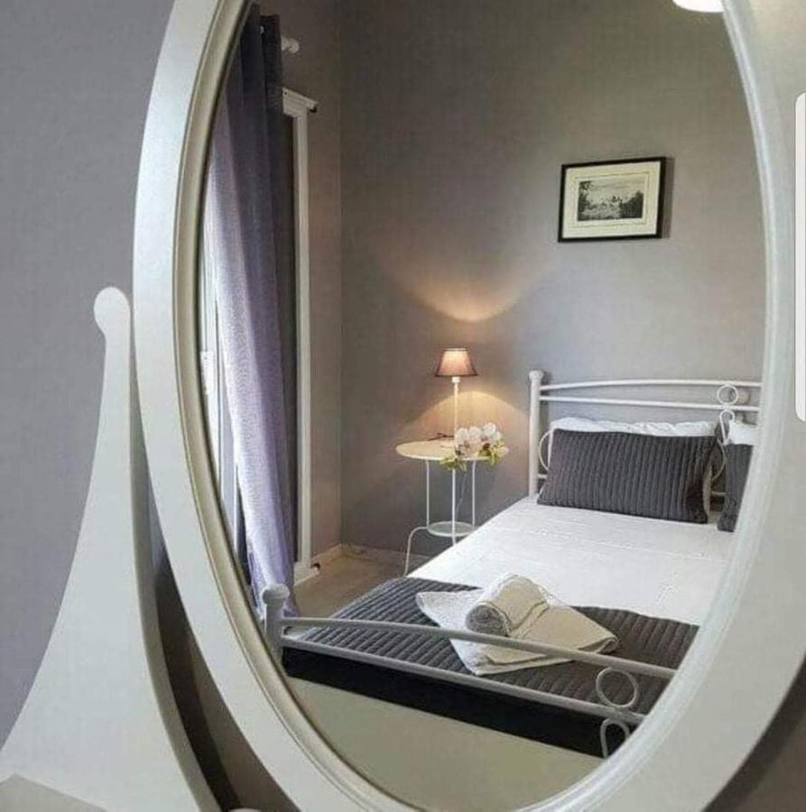 Guesthouse Emi Лигия Екстериор снимка